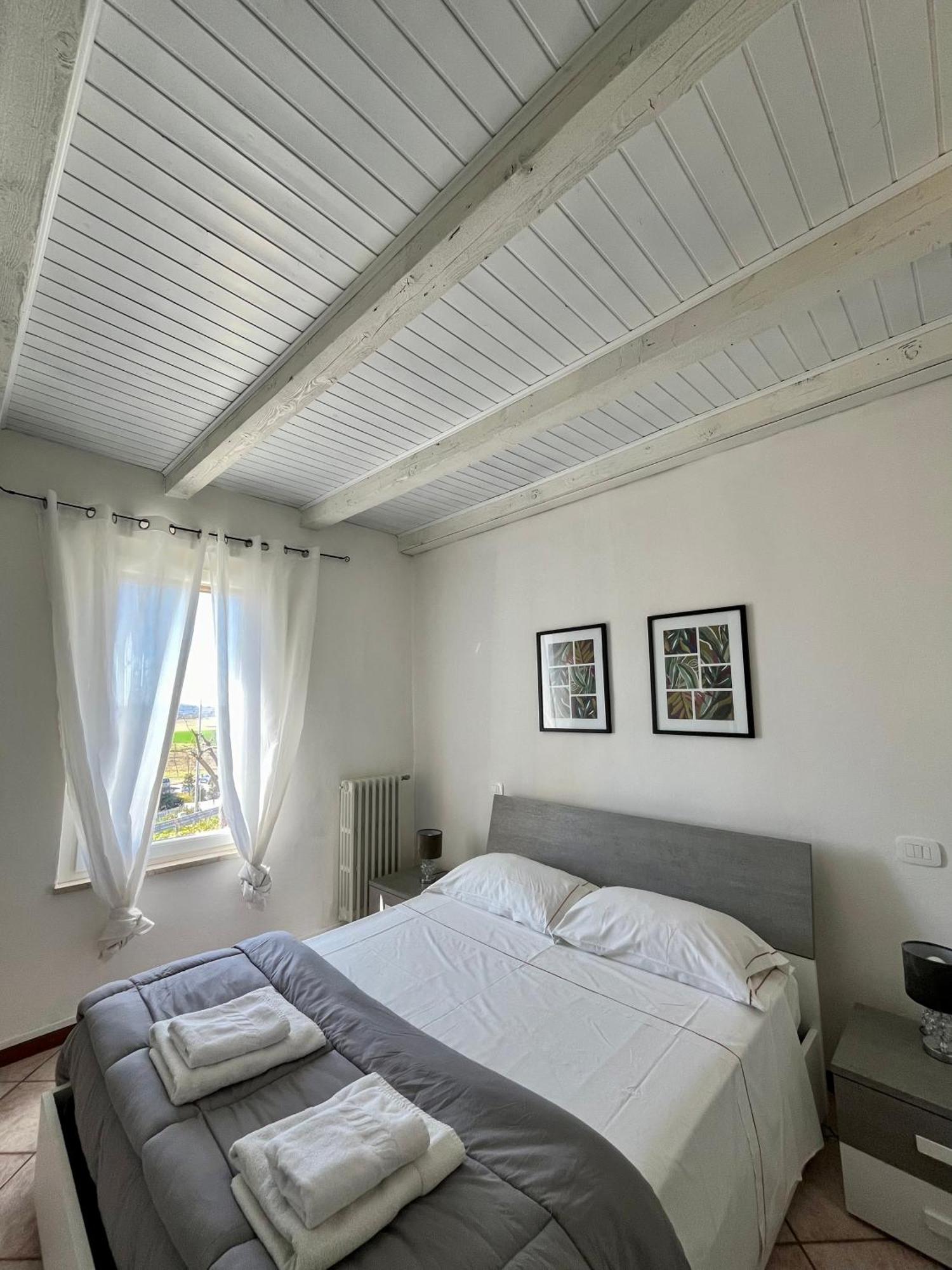 Residence La Lucciola Lonato del Garda Exterior foto