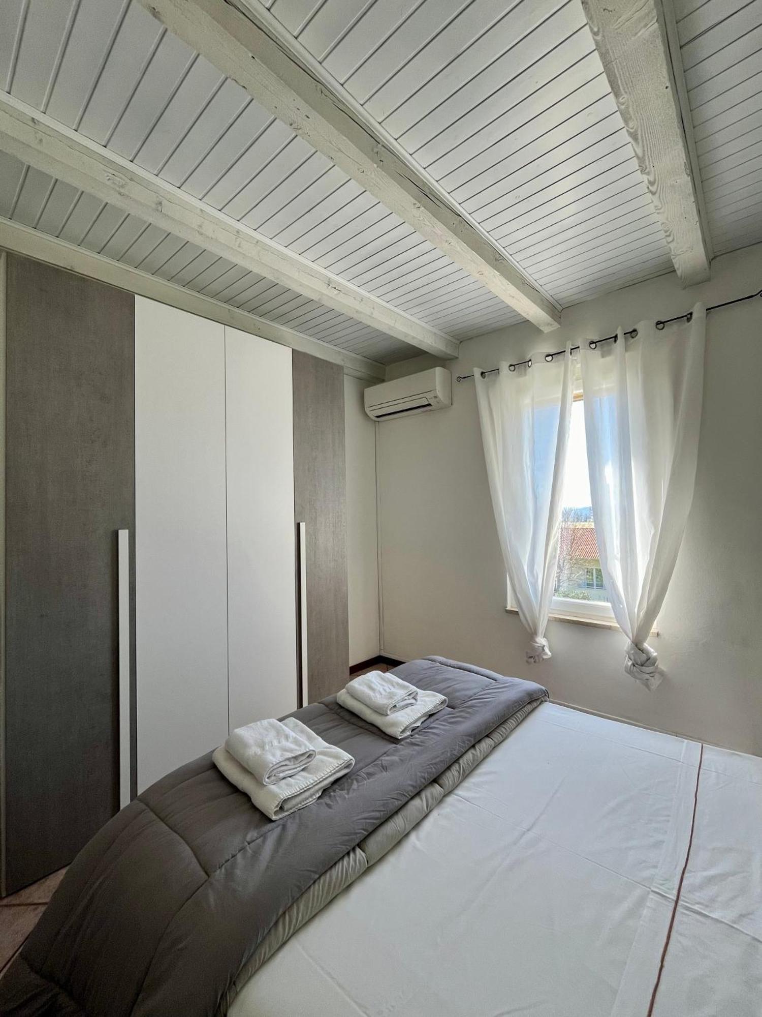 Residence La Lucciola Lonato del Garda Exterior foto